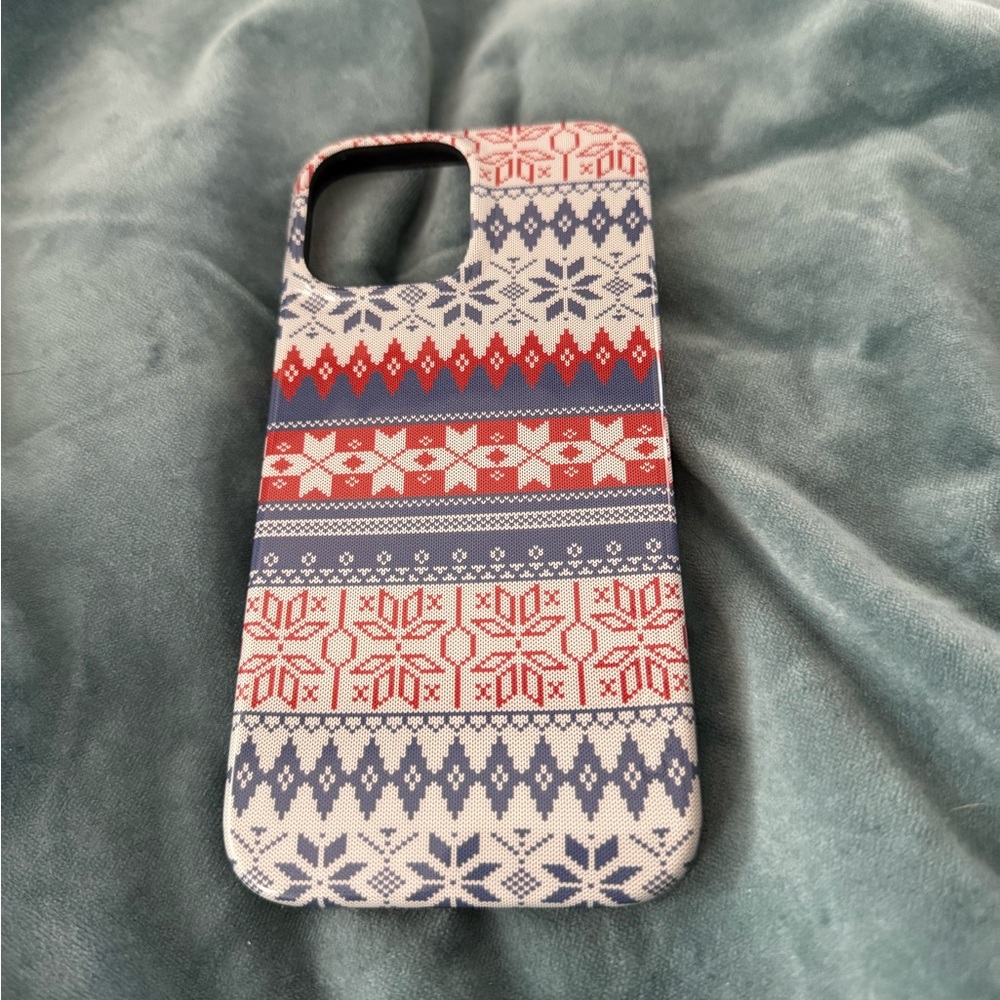 Casely Fair Isle Snowflake iPhone 13 Pro Max Phone Case